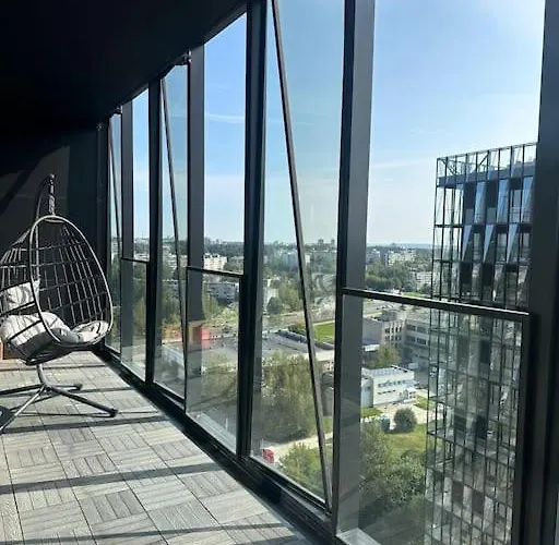 Skylum 17Th Floor Apartment