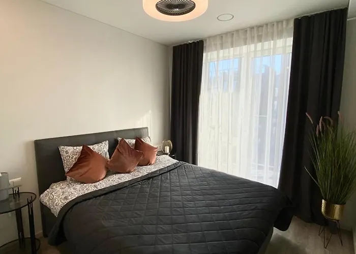 Skylum 17Th Floor Apartment