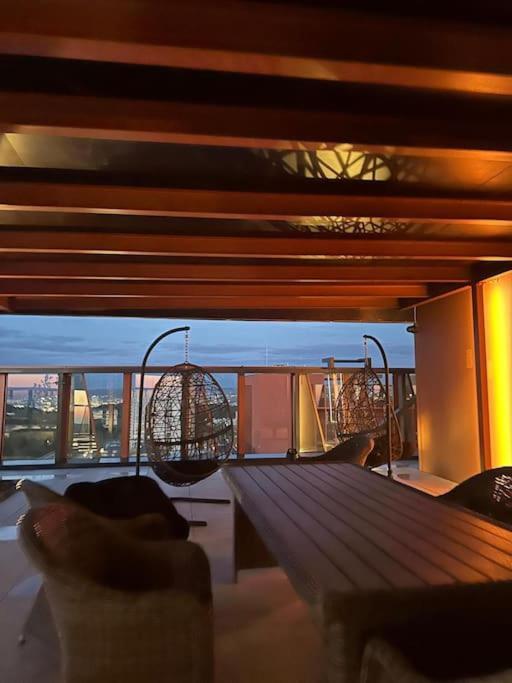 Skylum 17th Floor Apartment